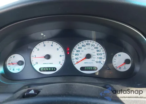 2002 Dodge Intrepid Es z USA, uszkodzony, nr VIN 2B3HD56M82H253789